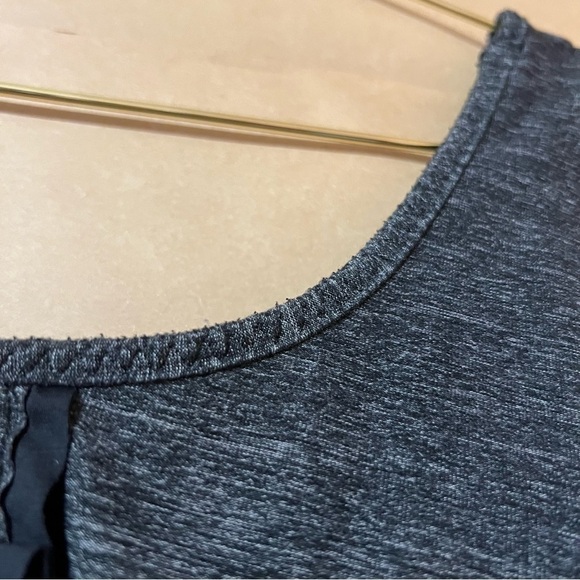 Lululemon | Run Free Tank Heathered Black Scoop Neck Ruffle Back Tank Top Size 8 - Picture 10 of 12